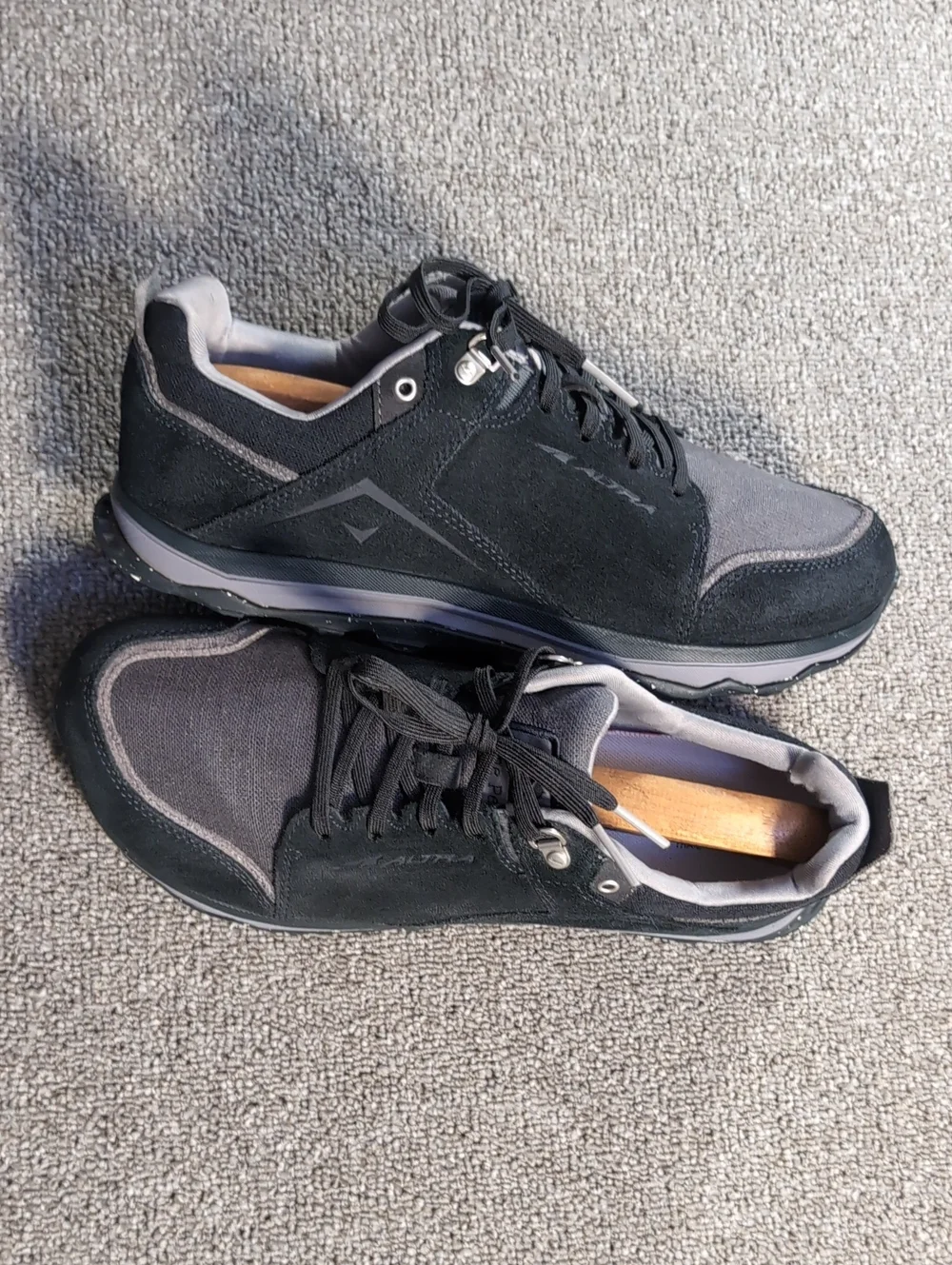 Altra take trail